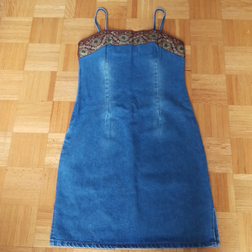 ☀️HP☀️Vintage Rare Denim Embroidery Slip Dress, size S